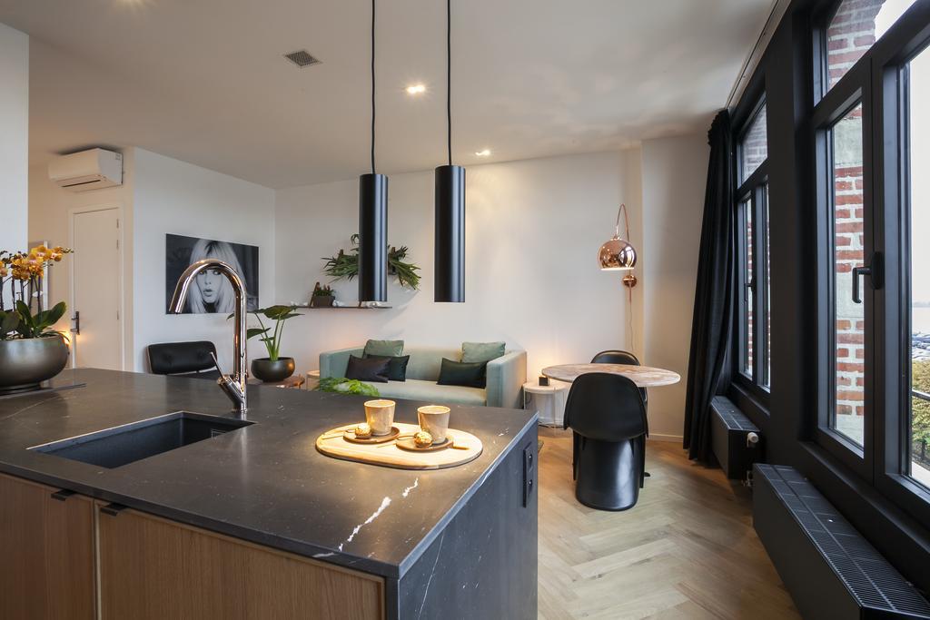 Kaai11 - Lofts & Suites With A View Antwerpen Rum bild